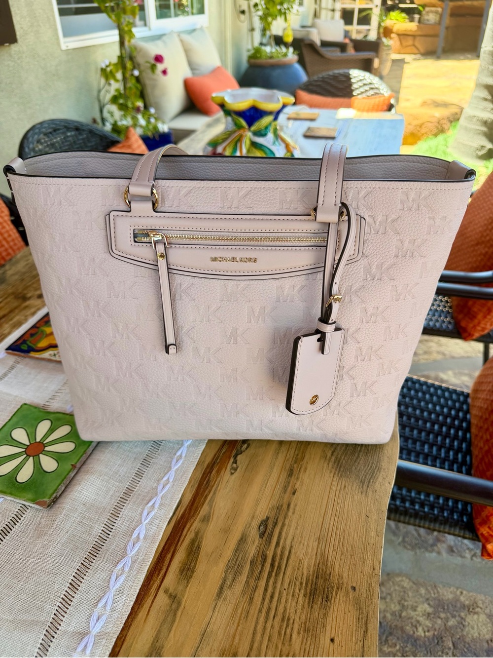 Michael Kors Light Pink Quilted Tote with Gold-Tone Accents - Picture 2 of 12
